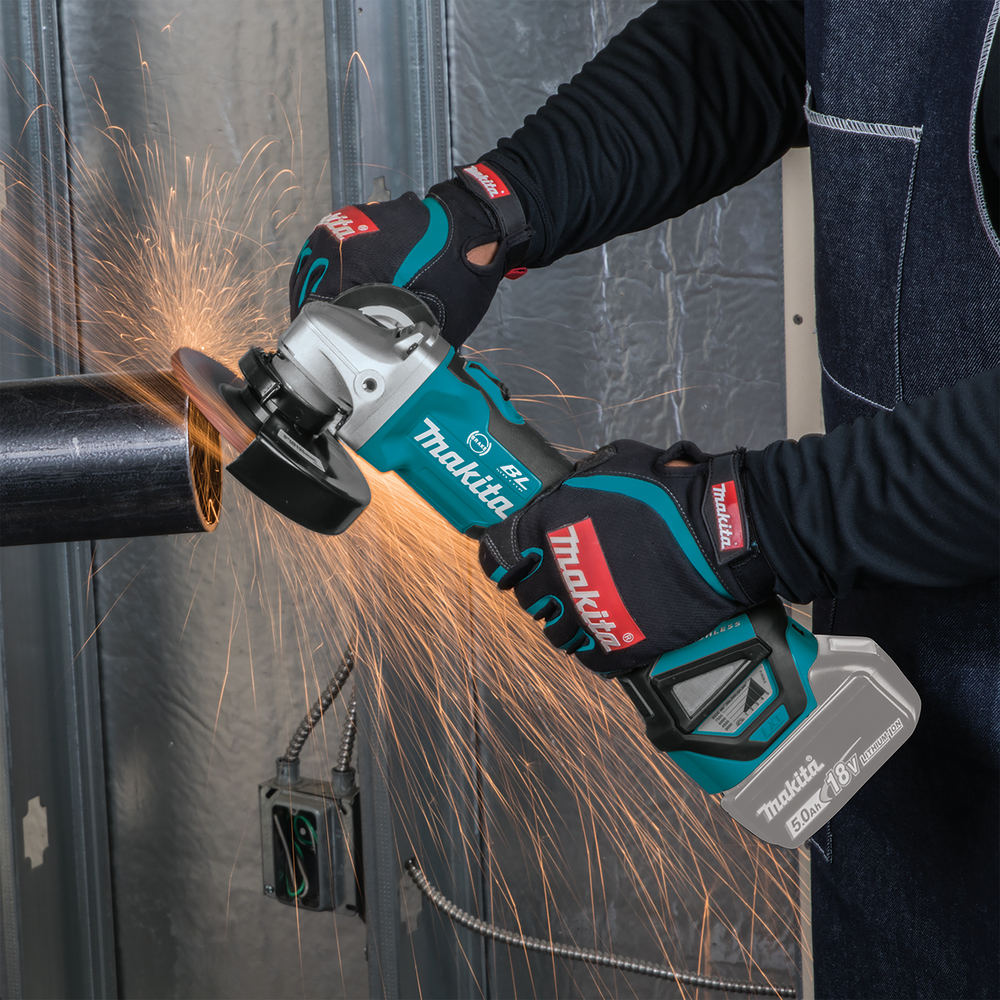 Makita Akku-Winkelschleifer 18V, 5,0, 3x 5,0 Ah Akkus und Ladegerät, DGA513RT3J